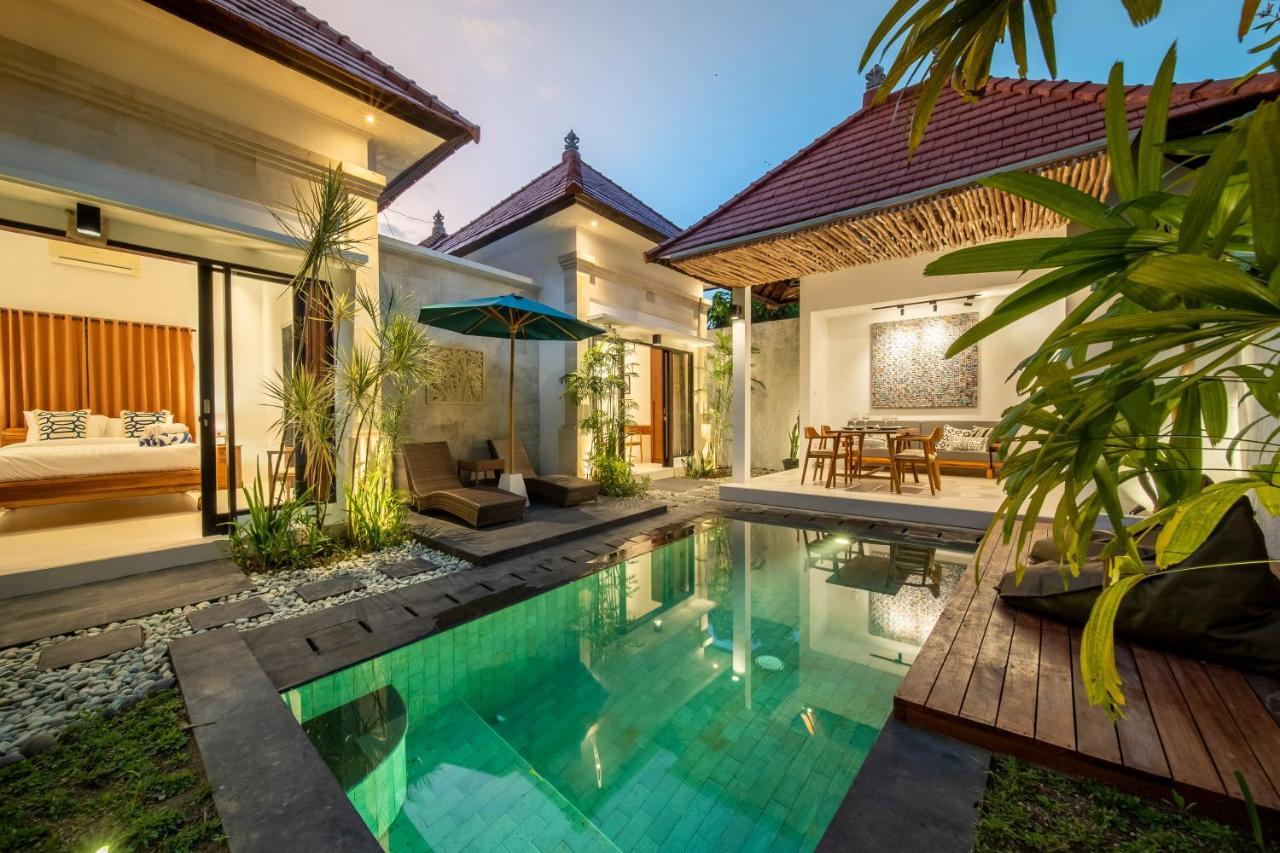 Banua Seminyak (Bali)